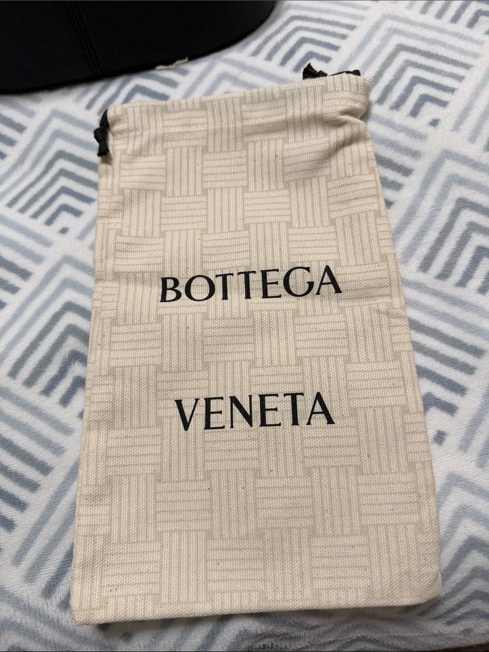 Bottega Venetia 10x6 dust bag for your lux wallet